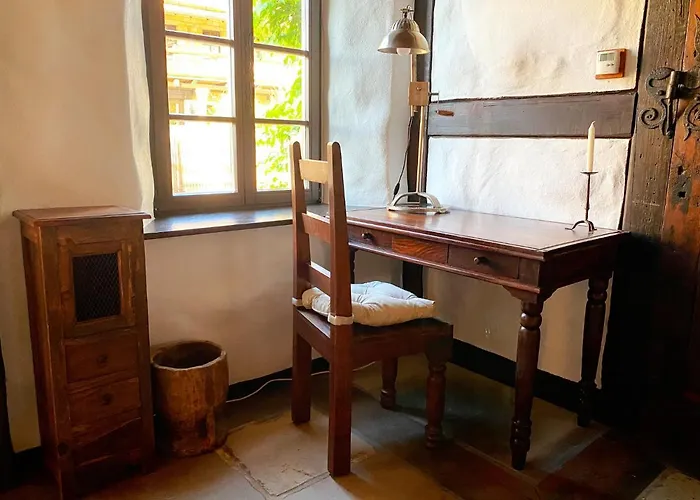 Villa Ausgefallenes Waffenkammer Im Rittergut Fuer 7 Personen *